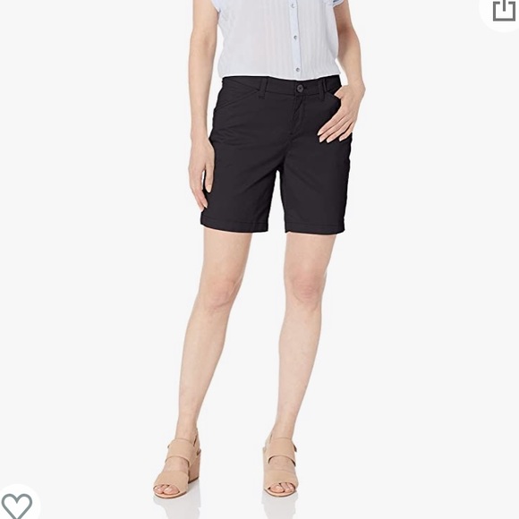 Lee Women's Regular Fit Chino Walkshort - Picture 1 of 6